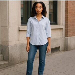 H&M white button up blouse with blue stripes! Nice oxford style!